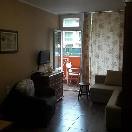 Gerber 3, Apartament E3 Apartment